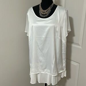 NWOT Tunic